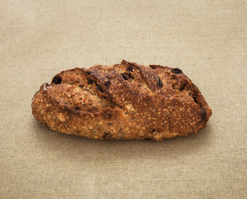 Pain Forestier, mélanges de graines, céréales, noisettes et raisins parArnaud Delmontel